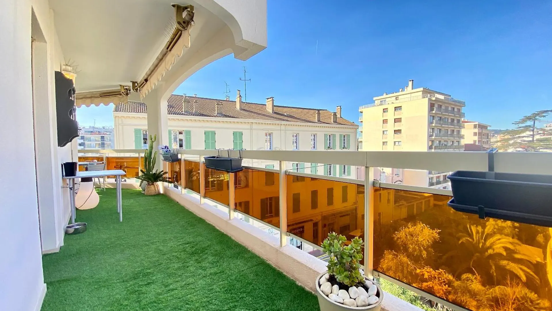 Le Verdi By Scls Locations Cannes Apartment